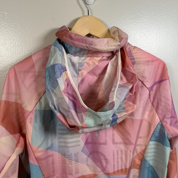 NIke Shield Flash Hooded Windbreaker Running Jacket Large Guava Ice Packable - Picture 12 of 15